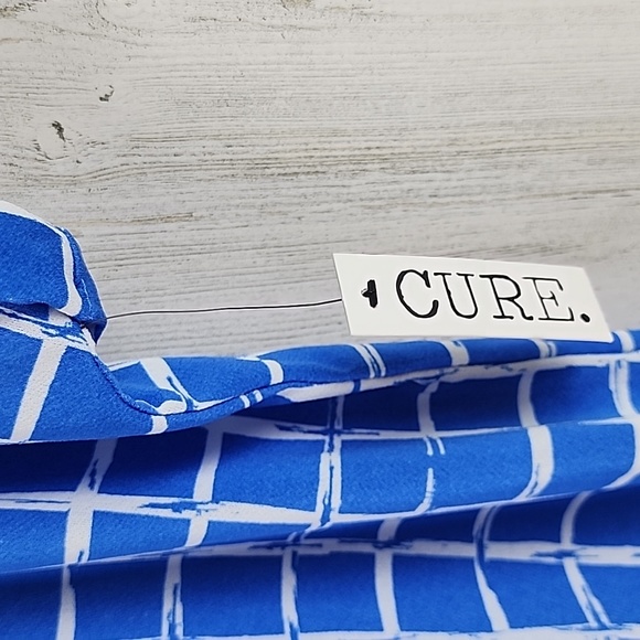 Cure bright blue white windowpane blouse split v cuffed sleeve Size Large NEW - Picture 4 of 9
